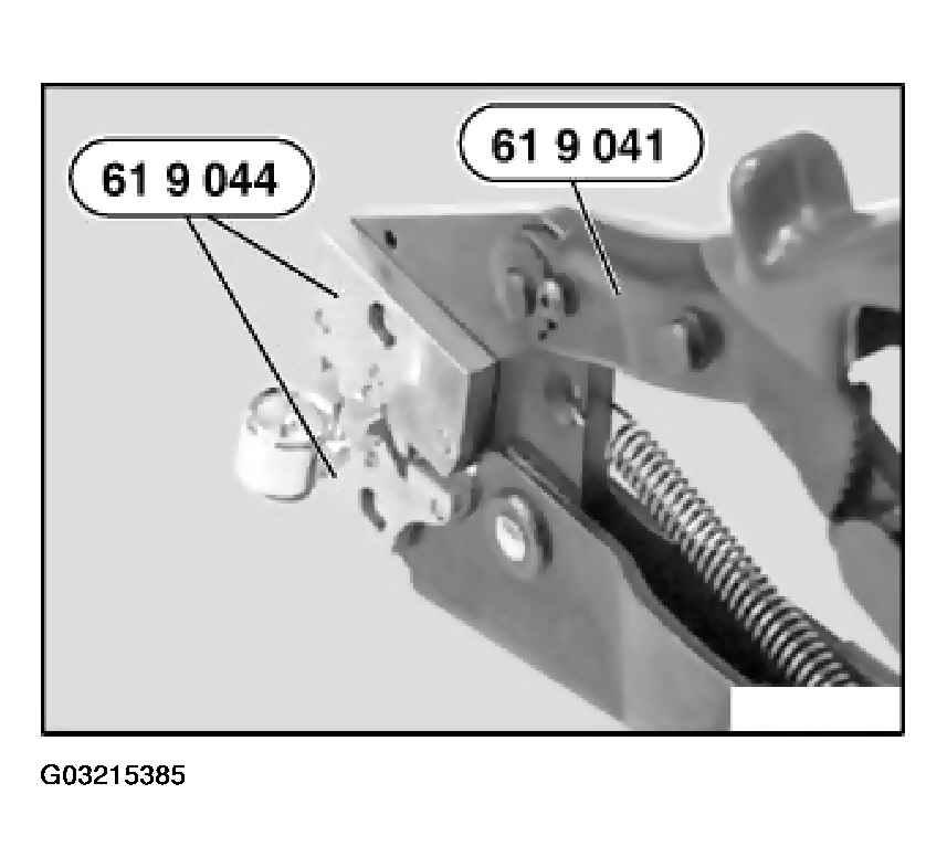 G03215385