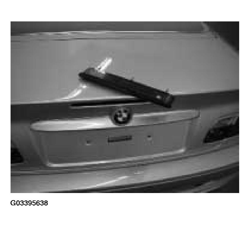 G03395638