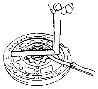 G08898946