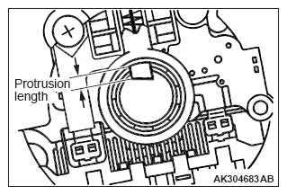 G12119347