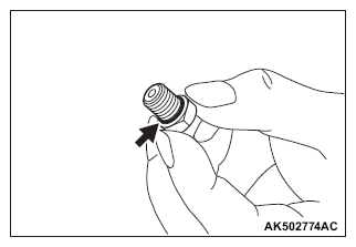 G15755303