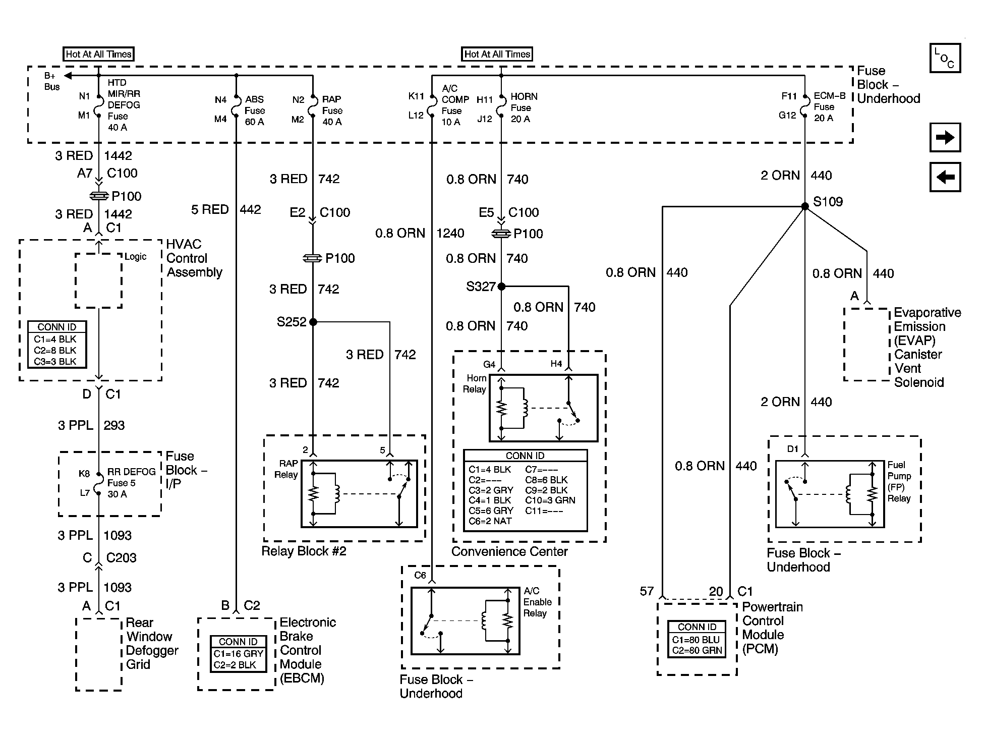 GM895702